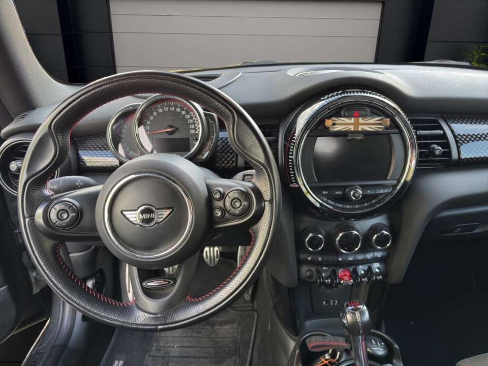 MINI John Cooper Works Cabrio - Imagem 10