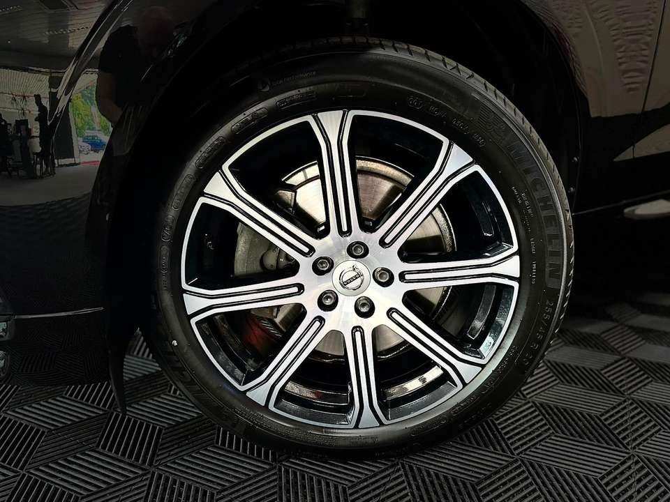 Volvo XC60 - Imagem 11