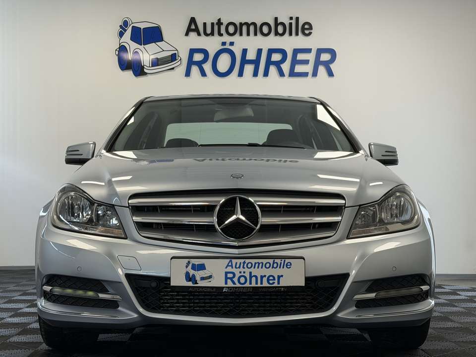 Mercedes-Benz C 180 - Imagem 3