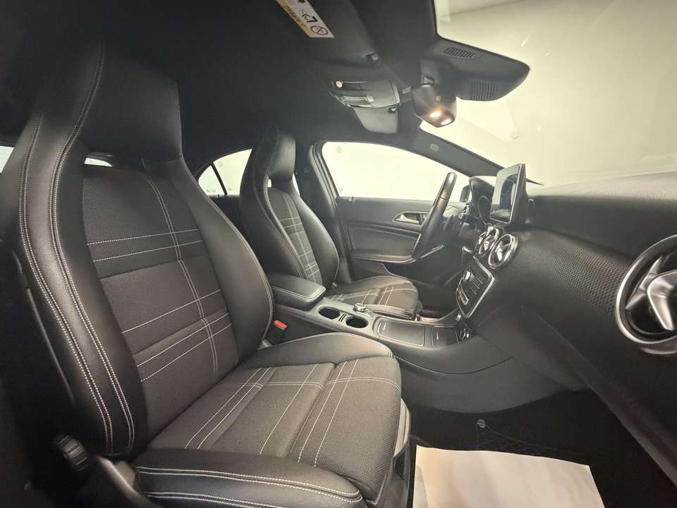 Mercedes-Benz A 180 - Imagem 11