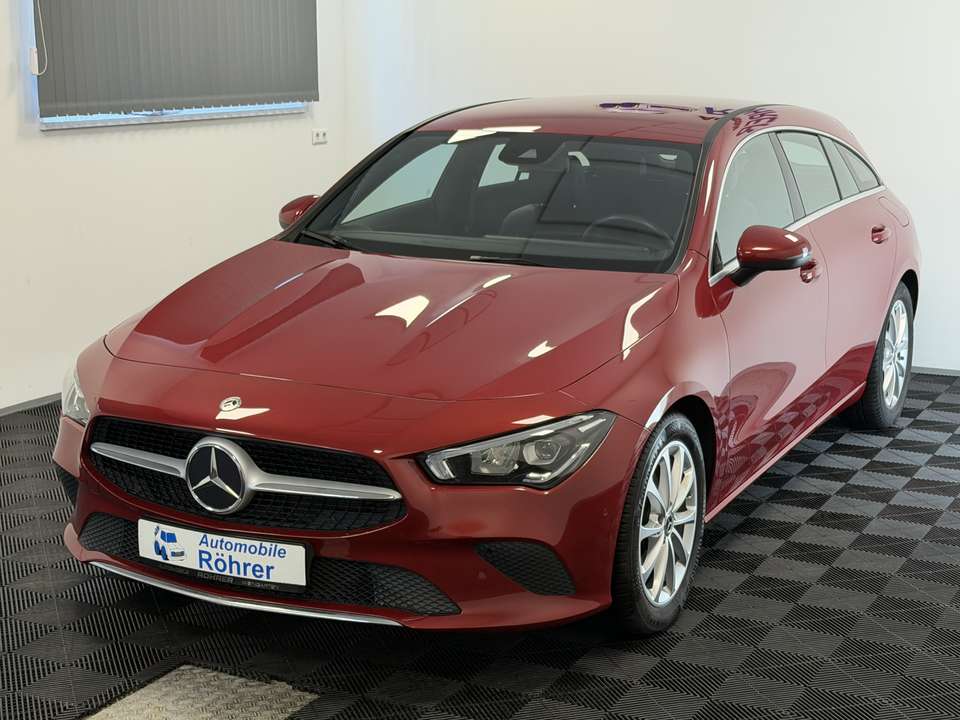 Mercedes-Benz CLA 180 - Imagem 2