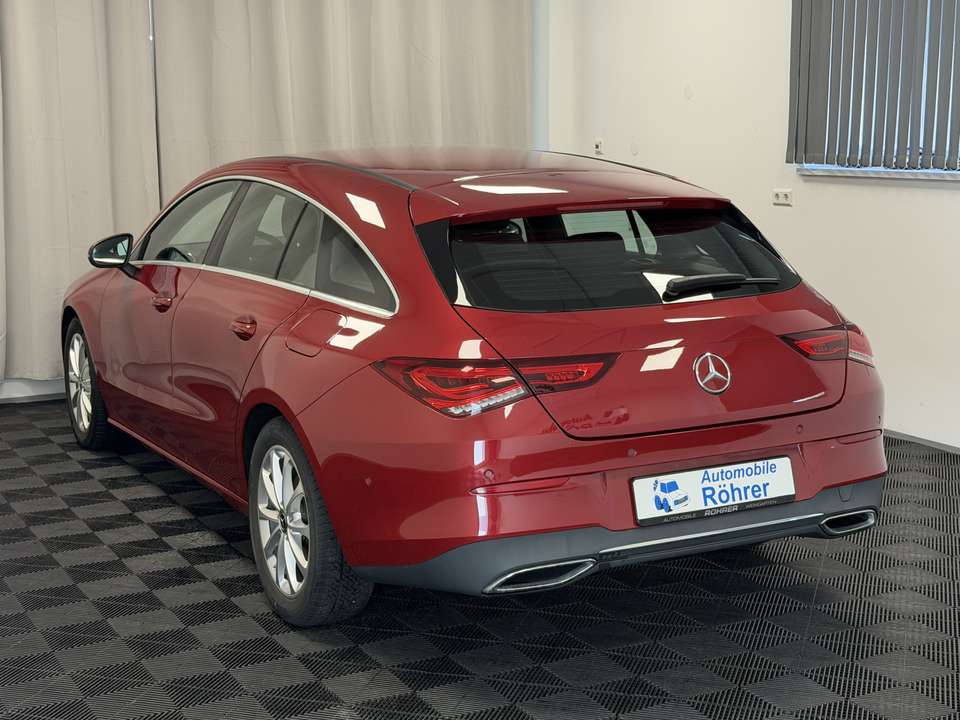 Mercedes-Benz CLA 180 - Imagem 6