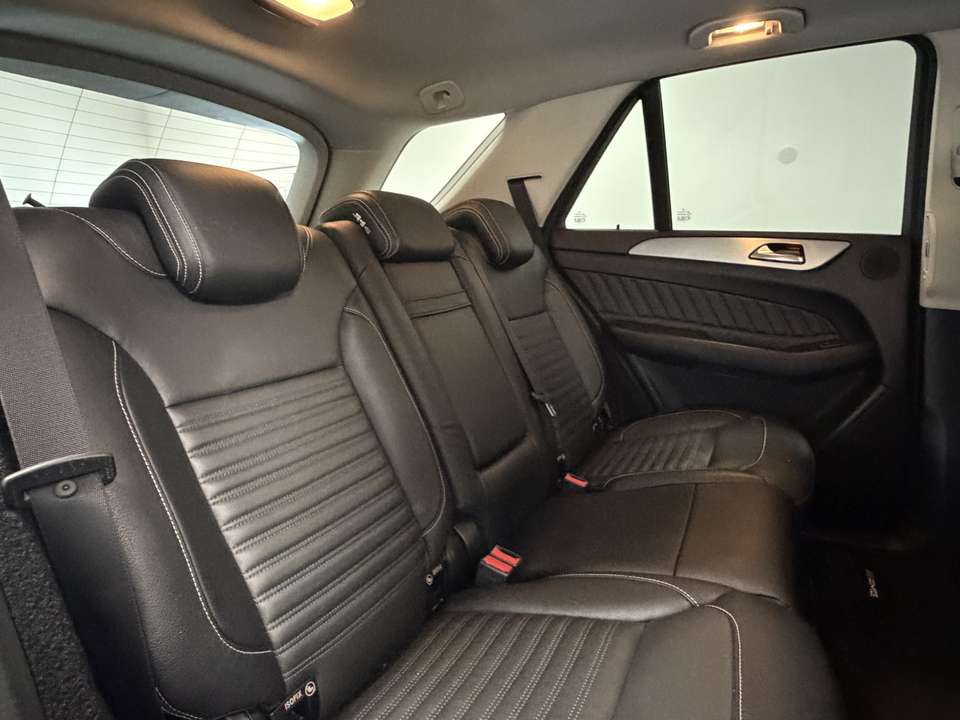 Mercedes-Benz GLE 350 - Imagem 15