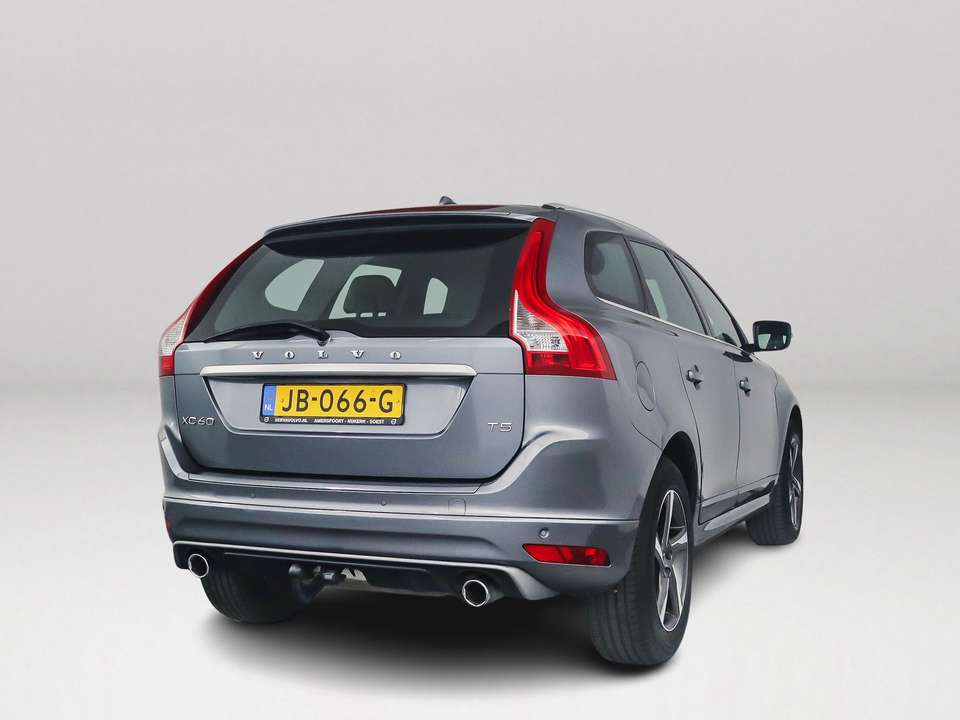 Volvo XC60 - Imagem 2