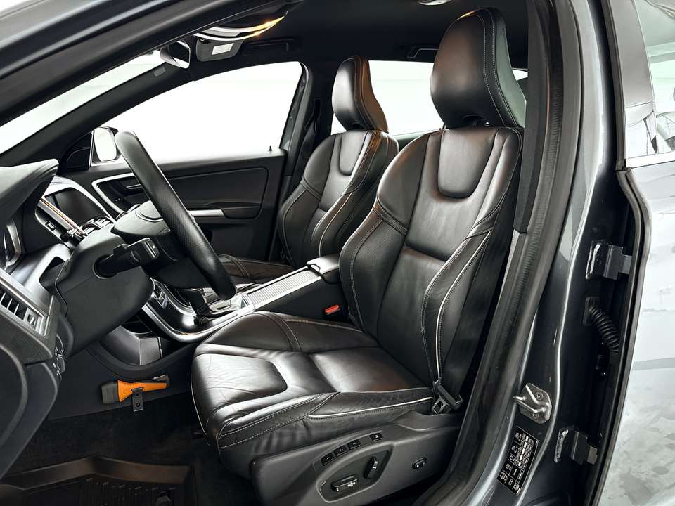 Volvo XC60 - Imagem 6