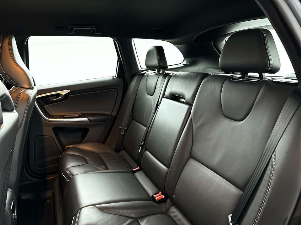 Volvo XC60 - Imagem 12