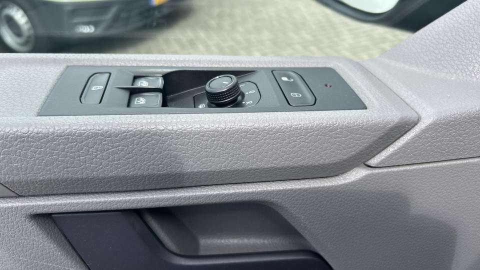 Volkswagen Transporter - Imagem 11
