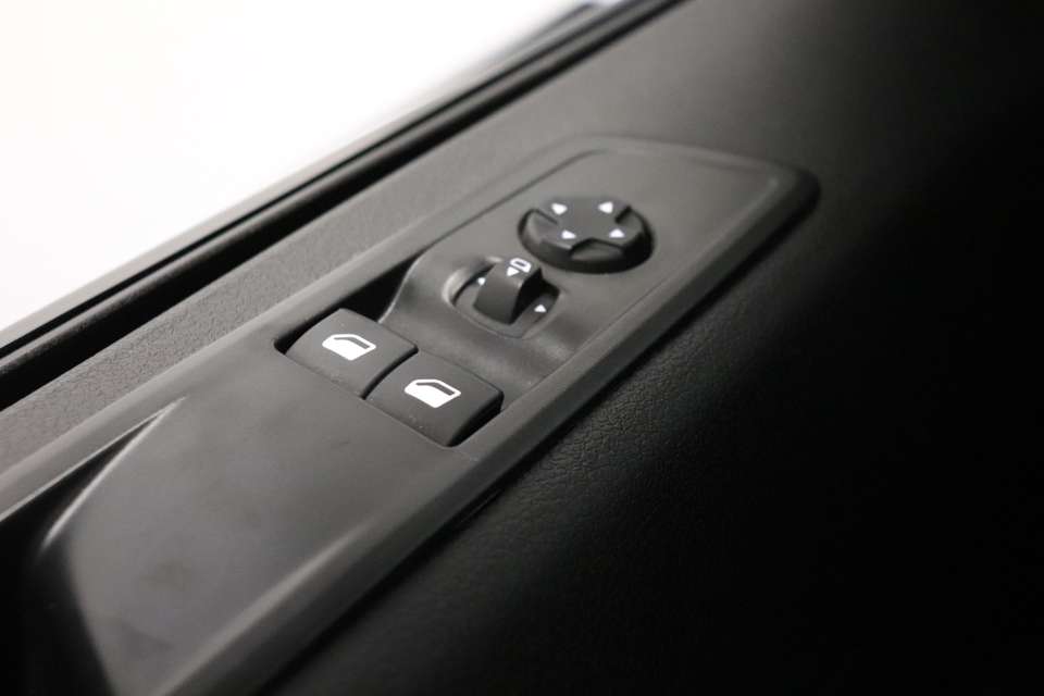Opel Vivaro - Imagem 16