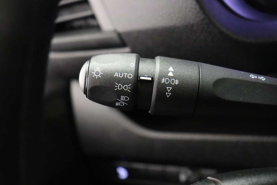 Opel Vivaro - Imagem 18
