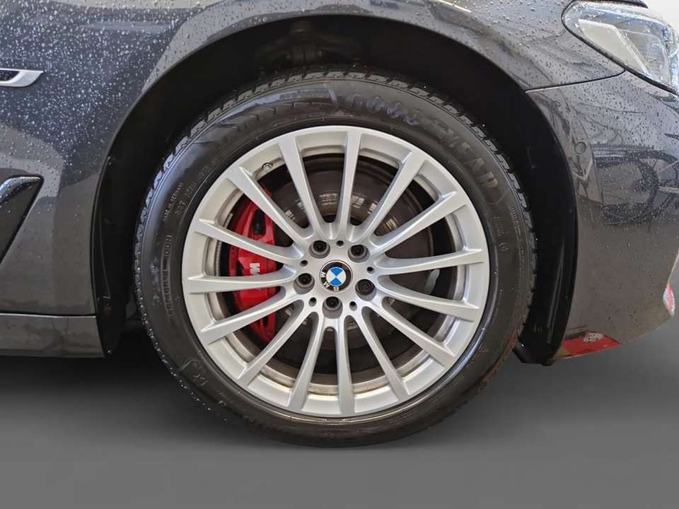 BMW 530 - Imagem 14