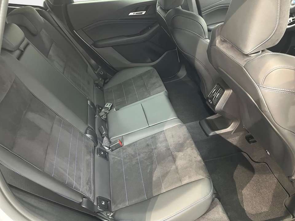 Car picture 15