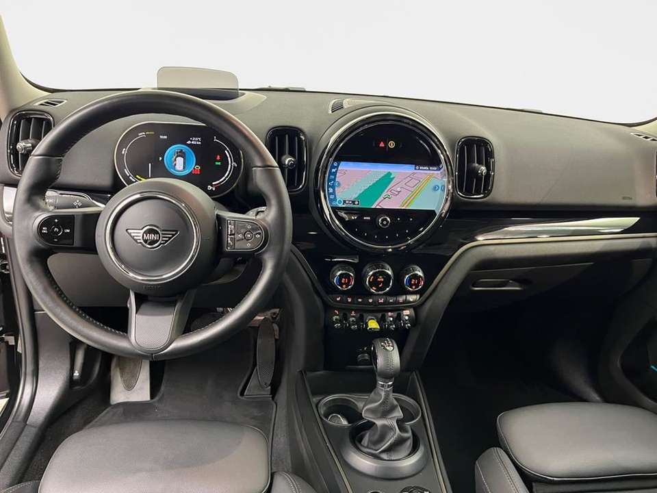 MINI Cooper SE Countryman - Imagem 12