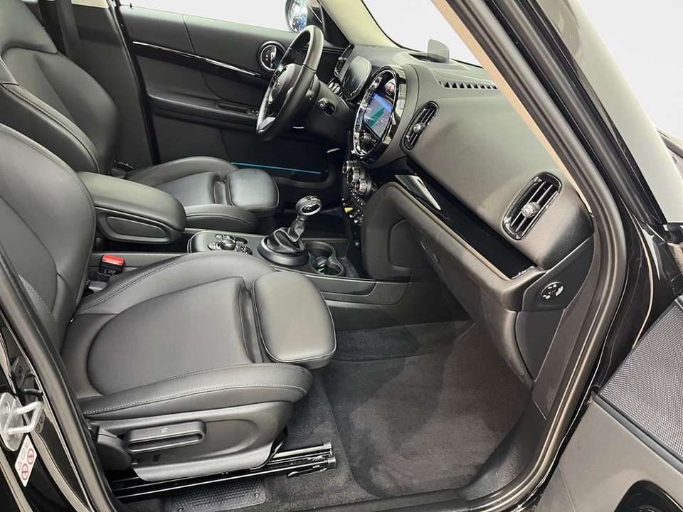 MINI Cooper SE Countryman - Imagem 14