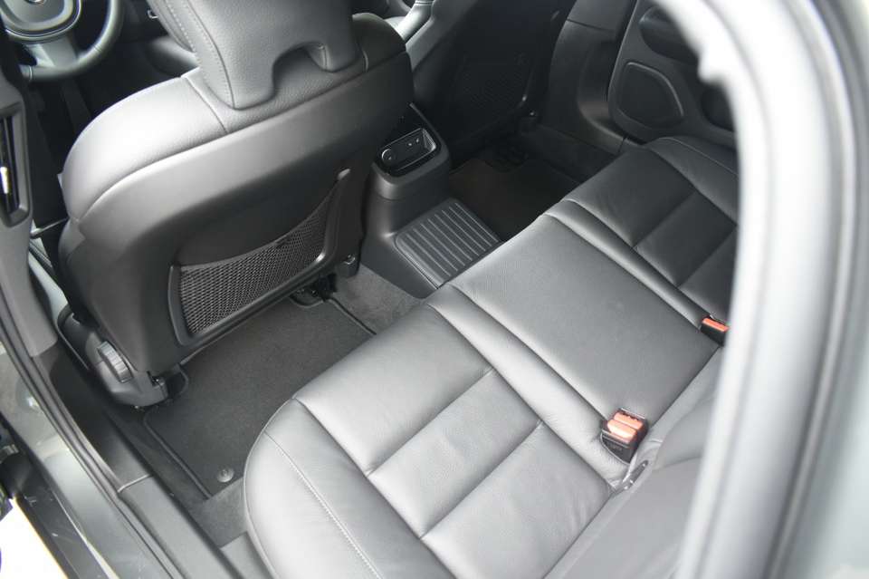Car picture 18