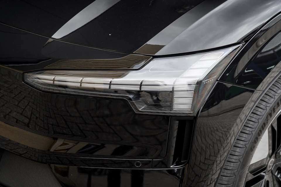 Volvo EX30 - Imagem 4