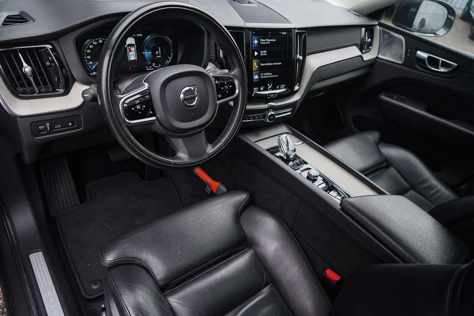 Volvo XC60 - Imagem 12
