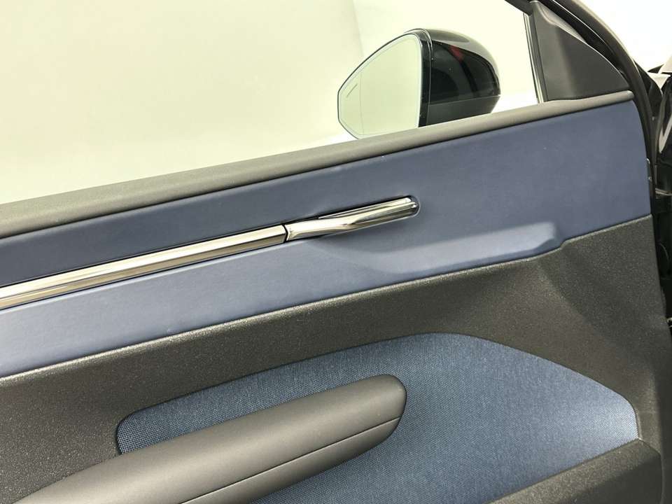 Car picture 9
