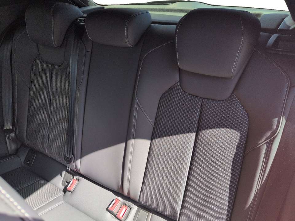 Car picture 9