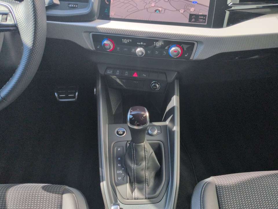 Car picture 11