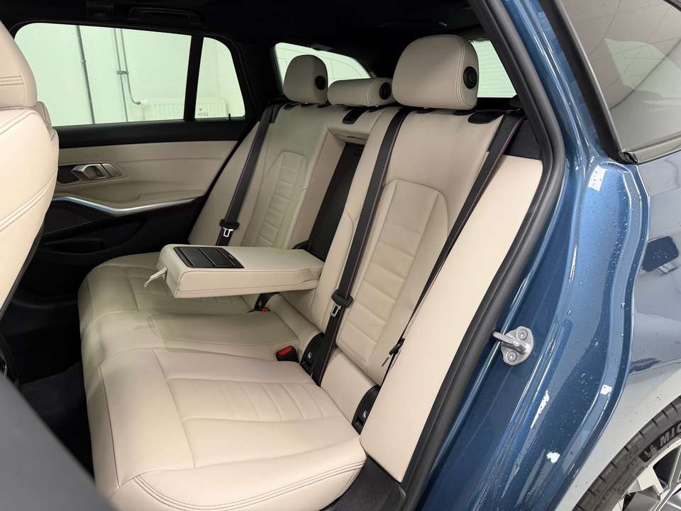 BMW 330 - Imagem 9