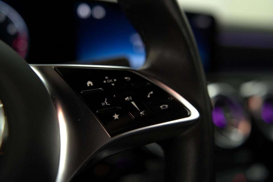 Mercedes-Benz CLA 180 - Imagem 15
