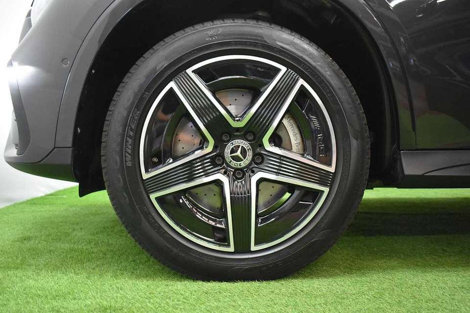 Mercedes-Benz GLC 300 - Imagem 10