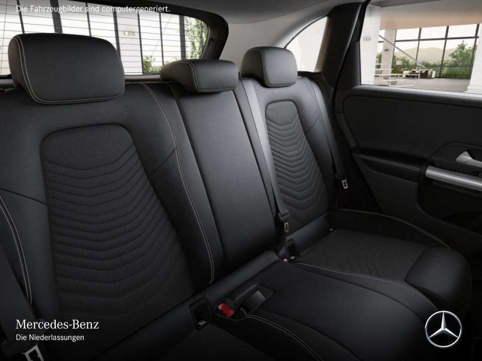 Mercedes-Benz B 180 - Imagem 13
