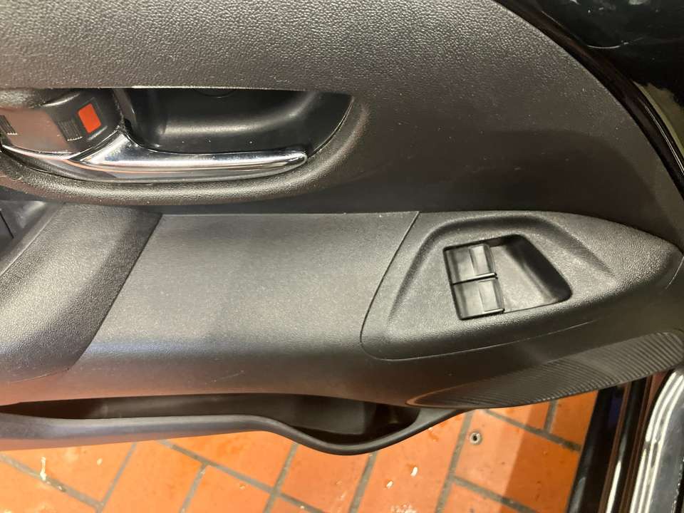 Car picture 14