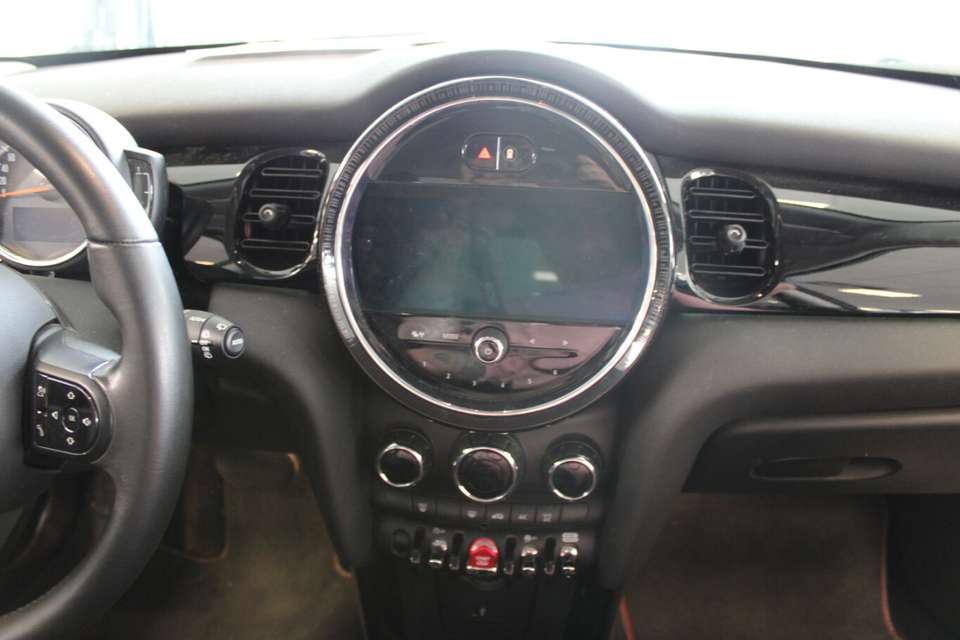 Car picture 9
