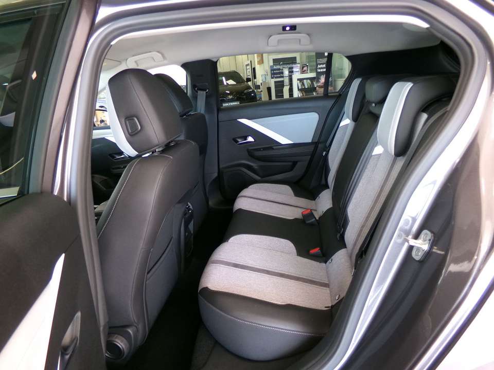 Opel Astra - Imagem 11