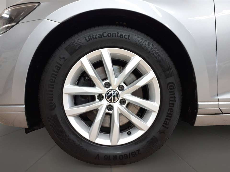 Volkswagen Passat Variant - Imagem 7