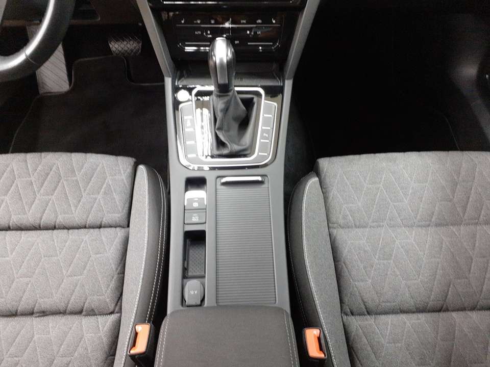 Volkswagen Passat Variant - Imagem 11