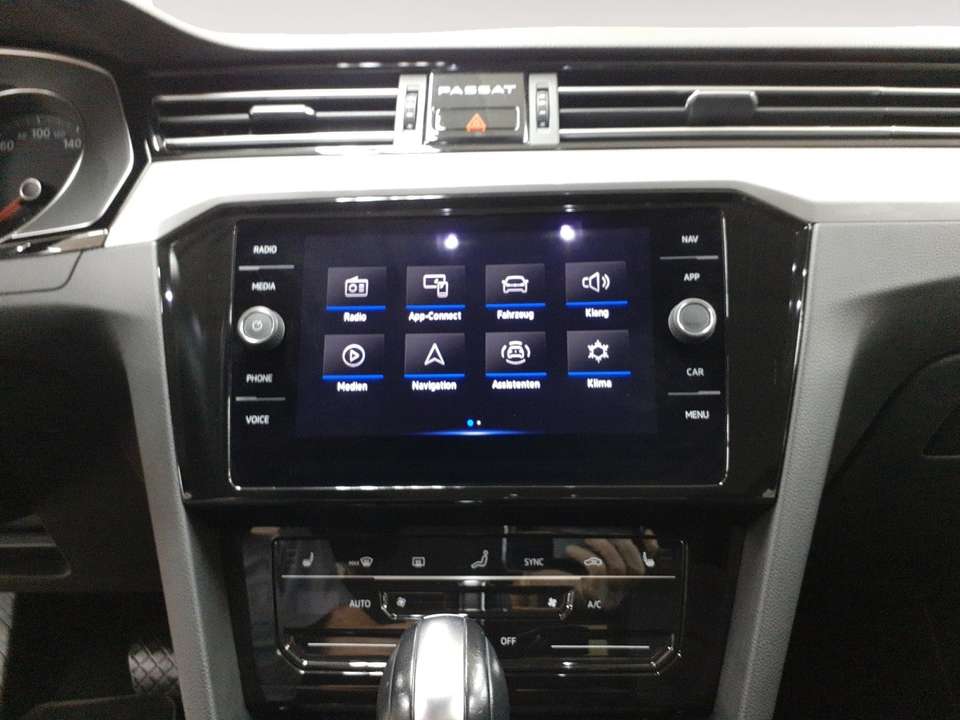 Volkswagen Passat Variant - Imagem 14