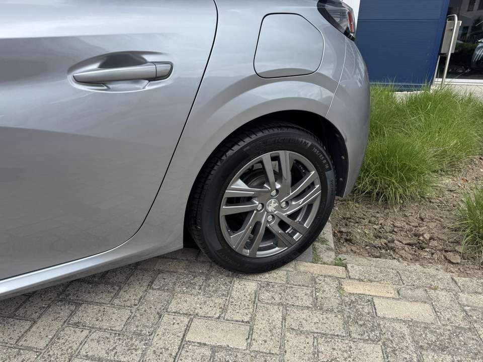 Peugeot 208 - Imagem 10