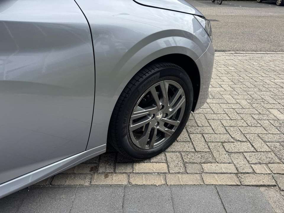 Peugeot 208 - Imagem 13