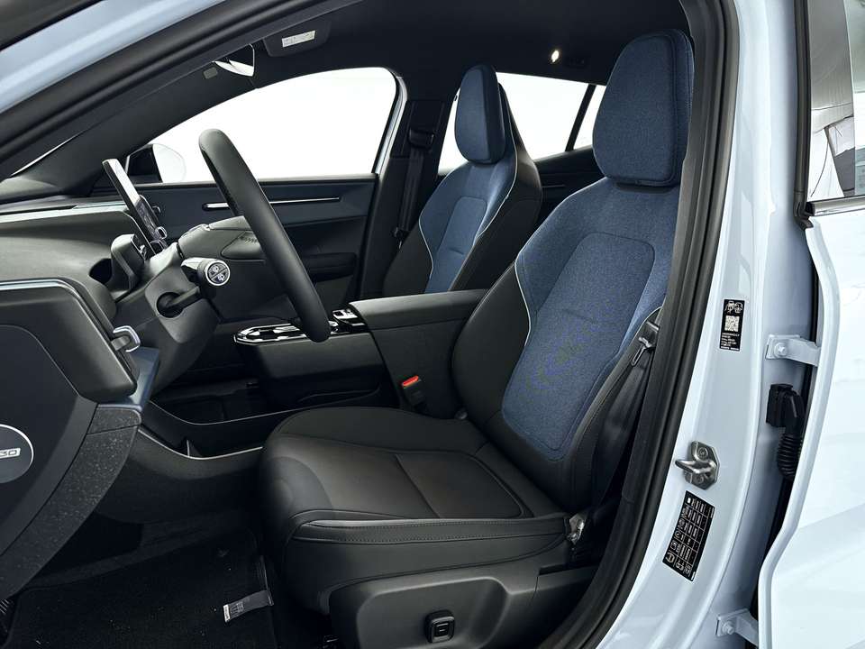 Volvo EX30 - Imagem 6