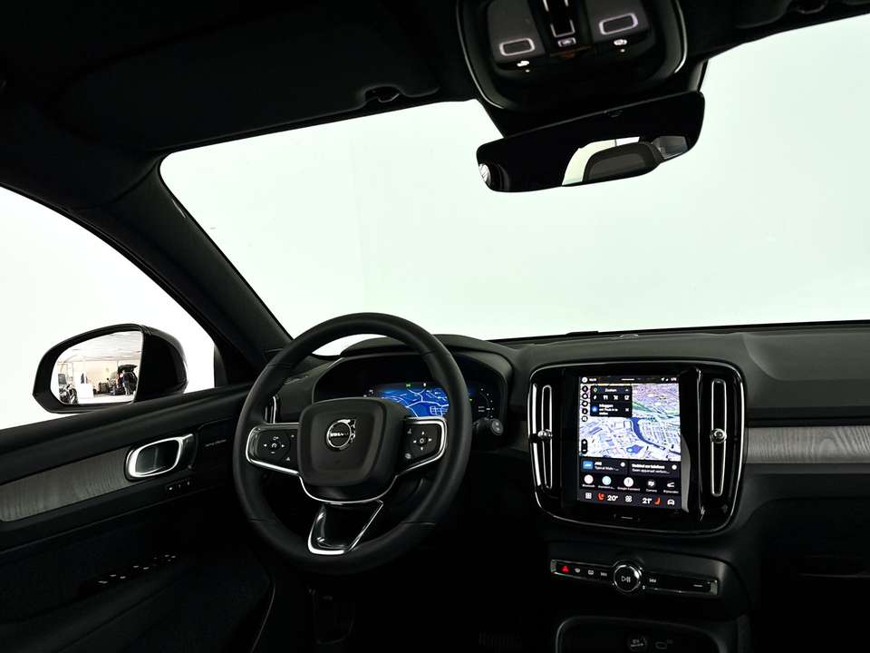 Volvo EX40 - Imagem 9