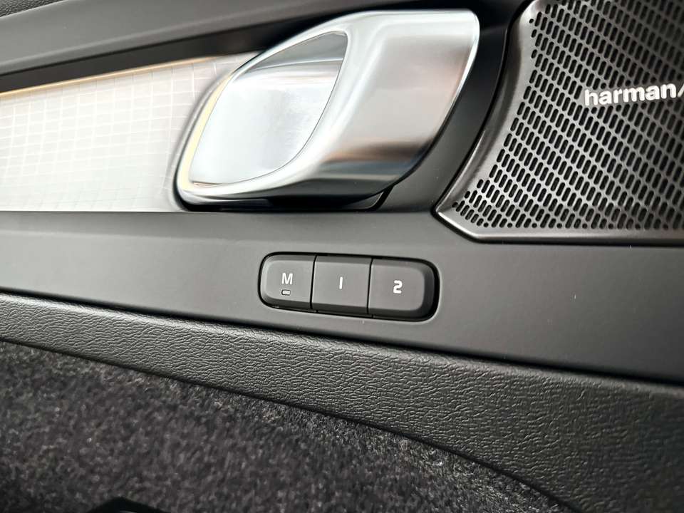 Volvo XC40 - Imagem 8