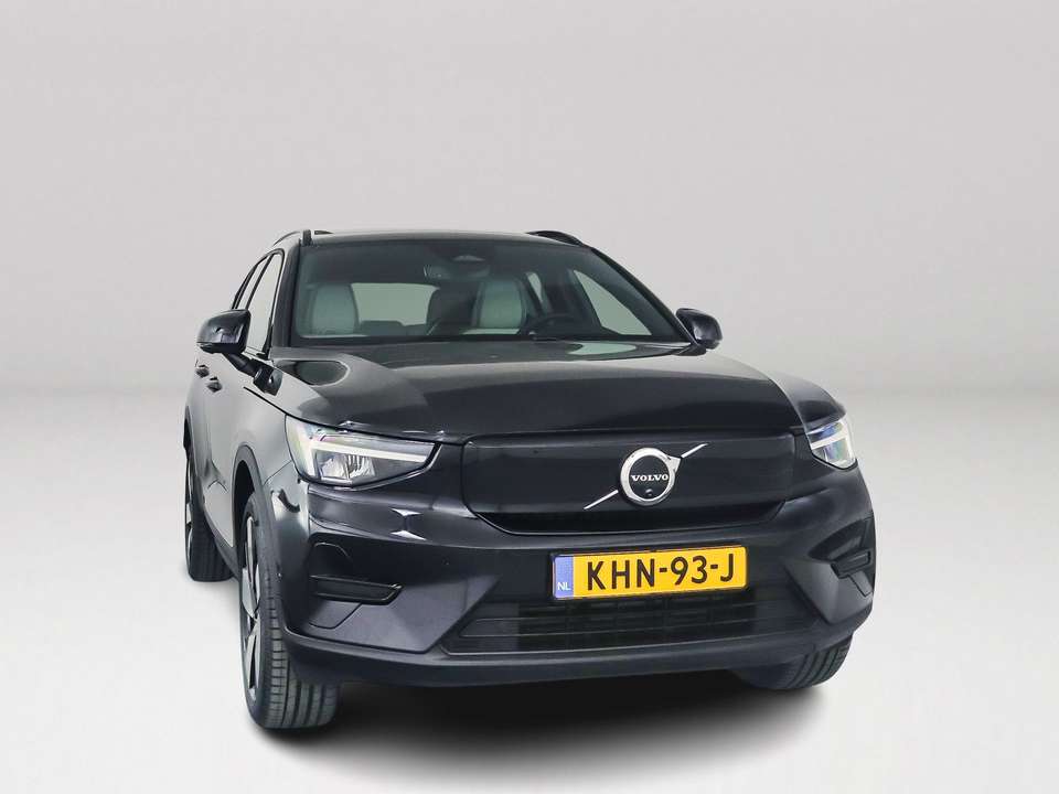 Volvo EX40 - Imagem 11