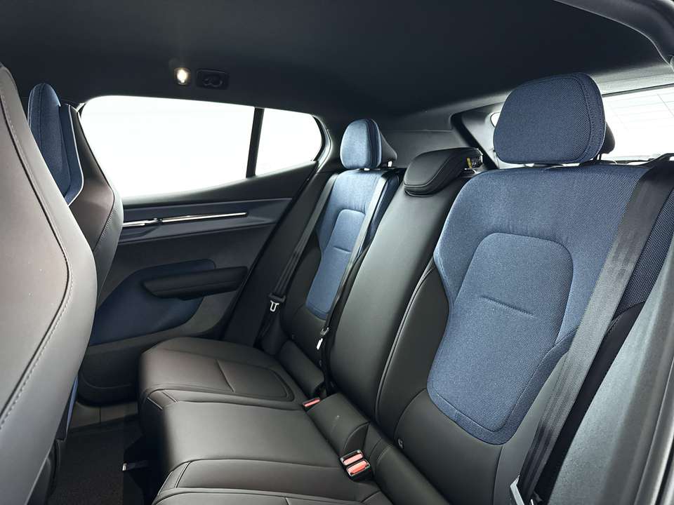 Volvo EX30 - Imagem 12