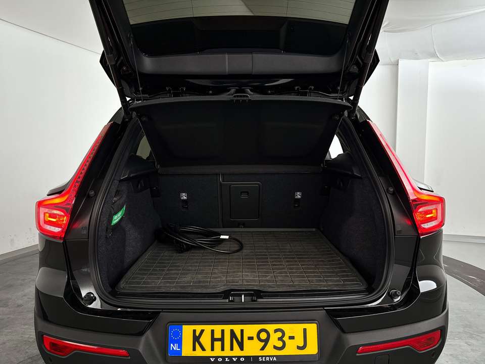 Volvo EX40 - Imagem 14