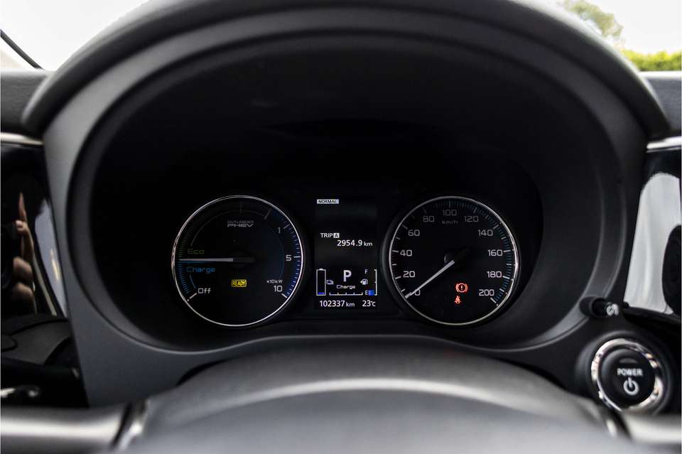 Mitsubishi Outlander - Imagem 8