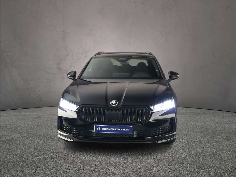 Skoda Superb - Imagem 8
