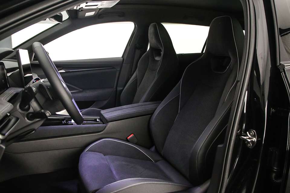 Skoda Superb - Imagem 9