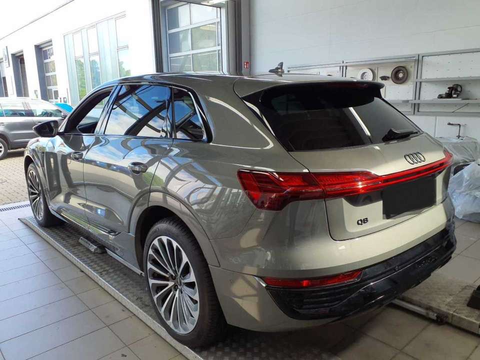 Audi Q8 - Imagem 3