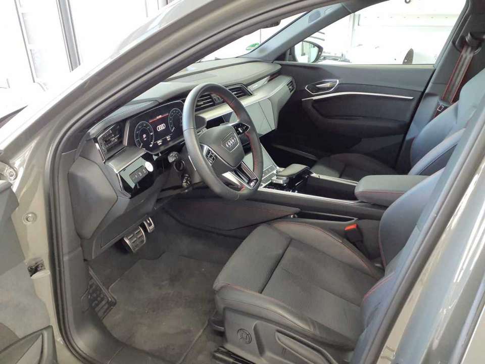 Audi Q8 - Imagem 4