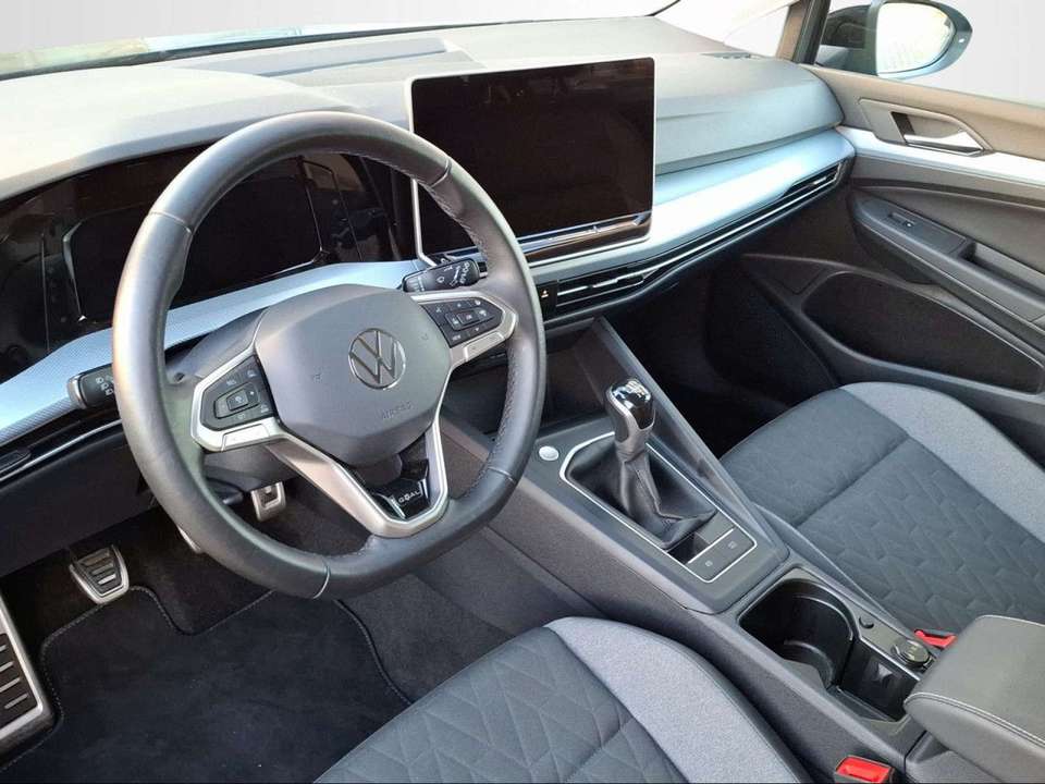 Volkswagen Golf Variant - Imagem 9