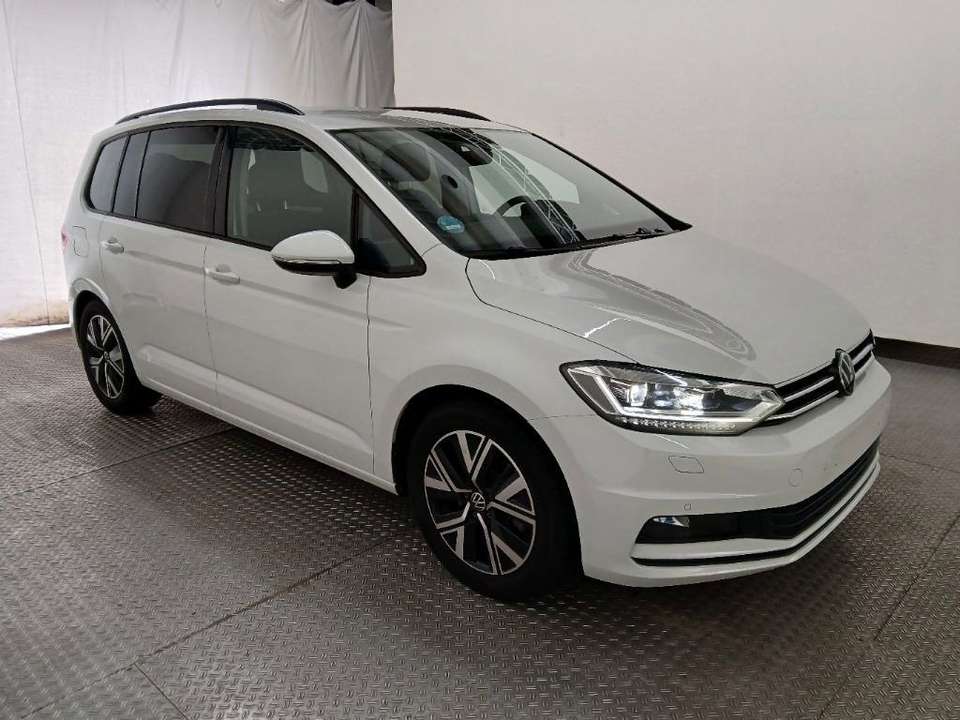 Volkswagen Touran - Imagem 8