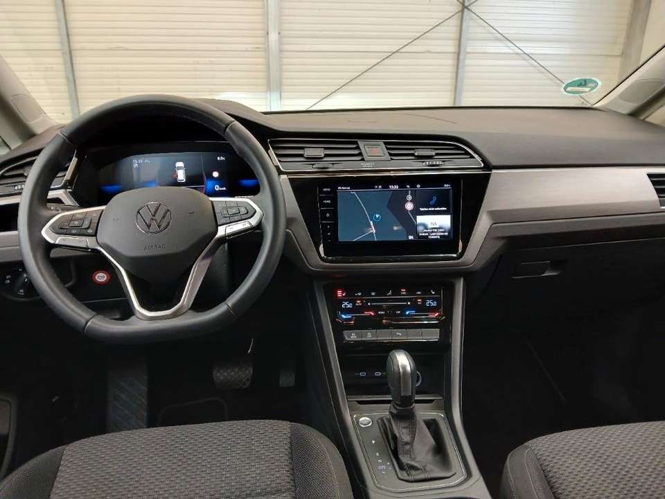 Volkswagen Touran - Imagem 9