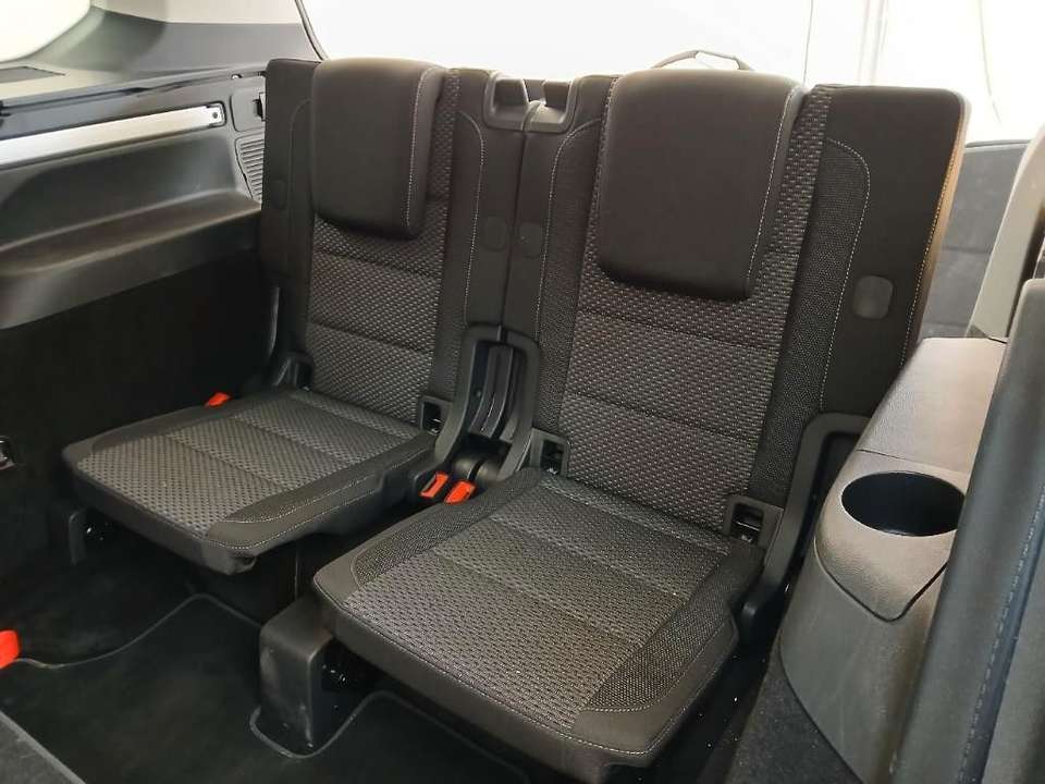 Volkswagen Touran - Imagem 12